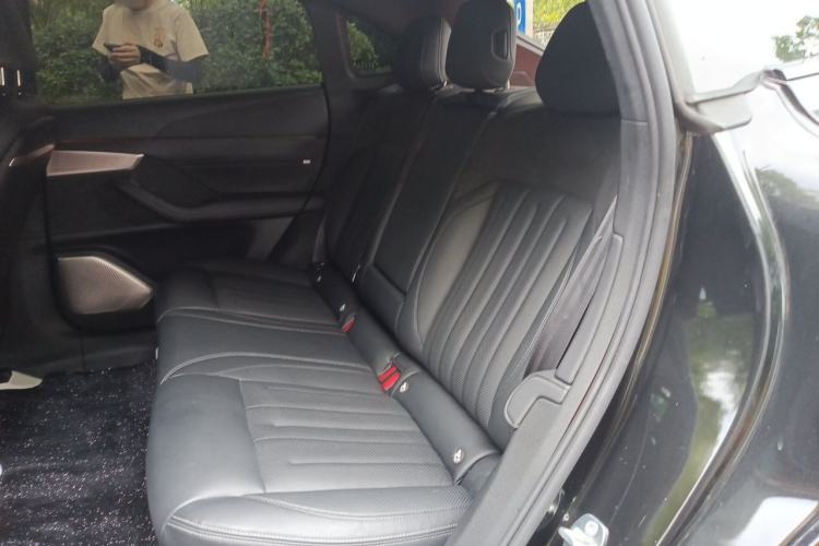 Used ONVO L60 2024 60 kWh Rear-Drive Version Left Rear Seat
