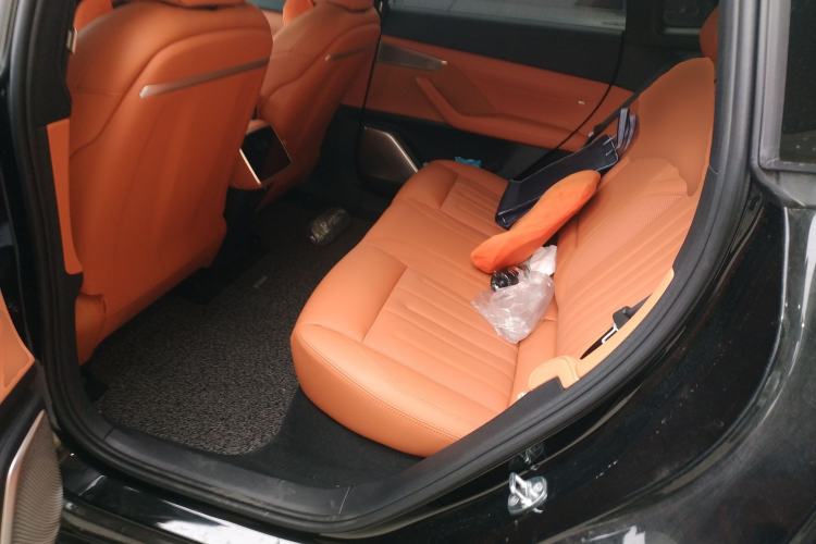 Used ONVO L60 2024 60 kWh Rear-Drive Version Left Rear Seat