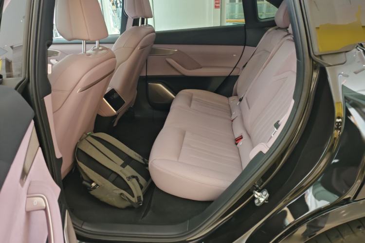 Used ONVO L60 2024 60 kWh Rear-Drive Version Left Rear Seat