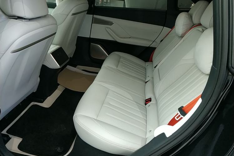 Used ONVO L60 2024 60 kWh Rear-Drive Version Left Rear Seat