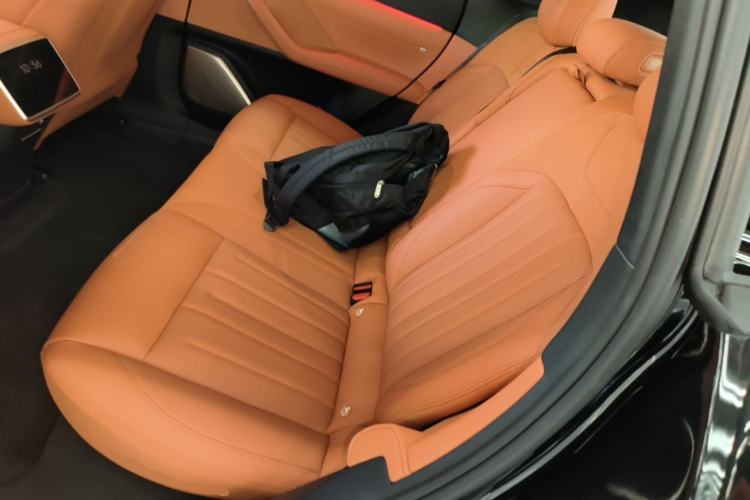 Used ONVO L60 2024 60 kWh All-Wheel Drive Left Rear Seat