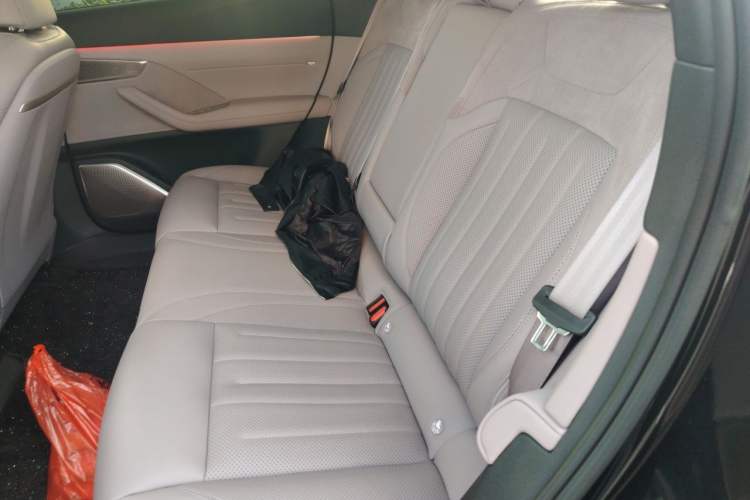 Used ONVO L60 2024 60 kWh Rear-Drive Version Left Rear Seat