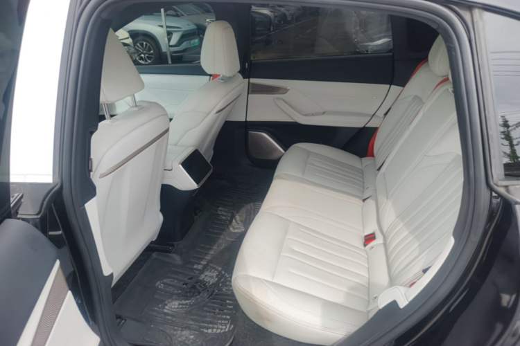 Used ONVO L60 2024 60 kWh Rear-Drive Version Left Rear Seat