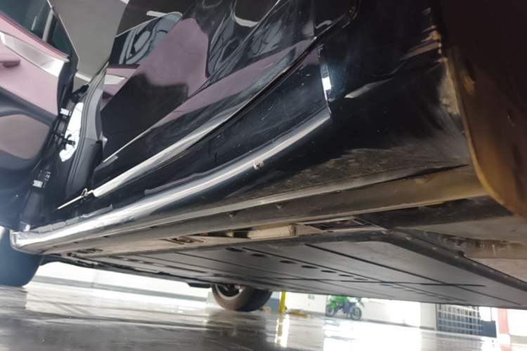 Used ONVO L60 2024 60 kWh Rear-Drive Version Left Side Sill