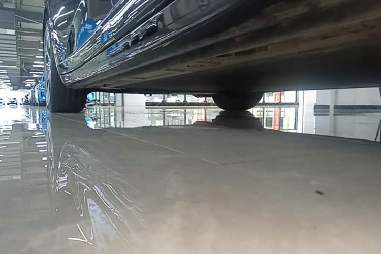Used ONVO L60 2024 60 kWh Rear-Drive Version Left Side Sill