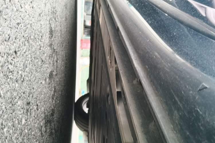 Used ONVO L60 2024 60 kWh Rear-Drive Version Left Side Sill