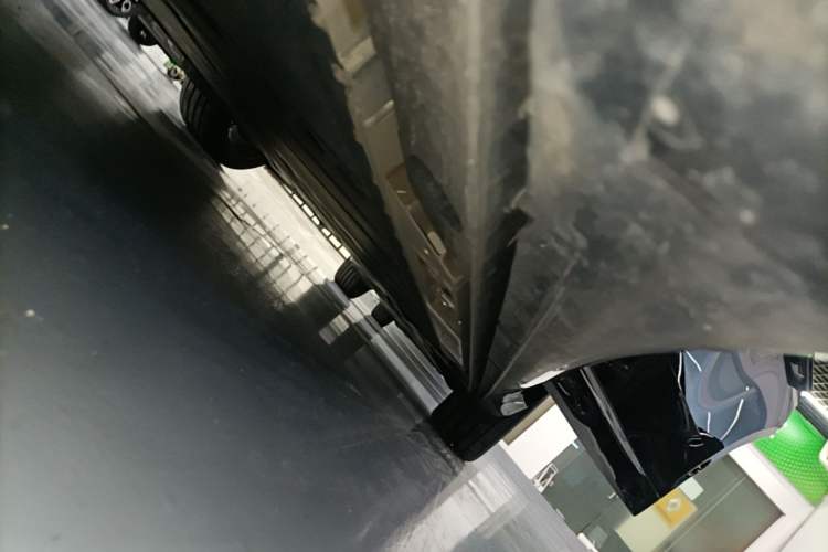 Used ONVO L60 2024 60 kWh Rear-Drive Version Left Side Sill