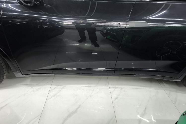 Used ONVO L60 2024 60 kWh Rear-Drive Version Left Side Sill