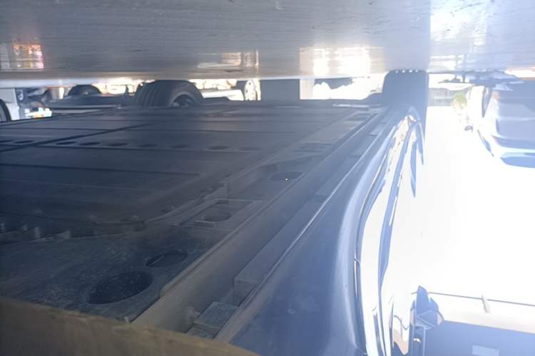 Used ONVO L60 2024 60 kWh Rear-Drive Version Left Side Sill