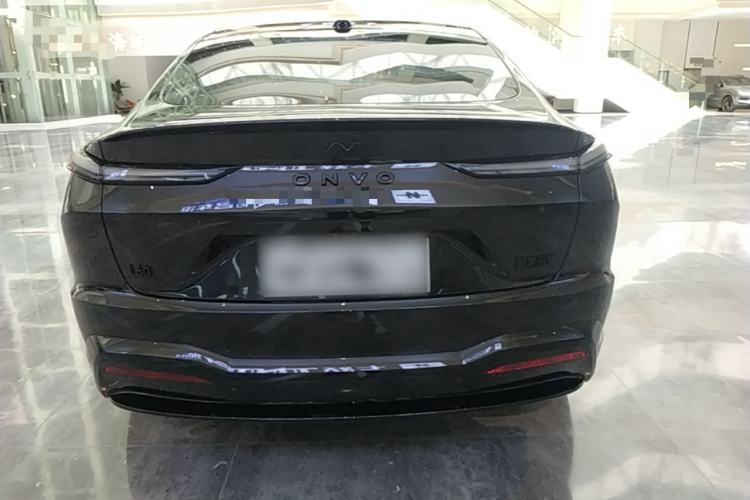 Used ONVO L60 2024 60 kWh Rear-Drive Version Rear