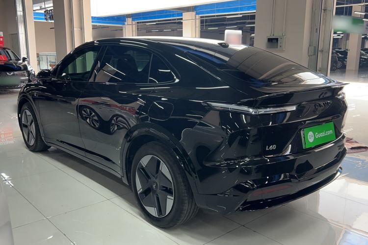 Used ONVO L60 2024 60 kWh Rear-Drive Version Rear