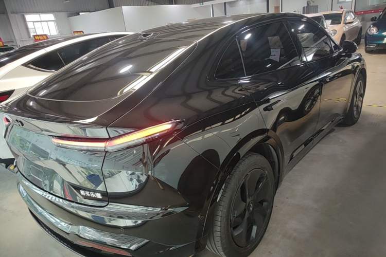 Used ONVO L60 2024 60 kWh Rear-Drive Version Rear Right 45 Deg