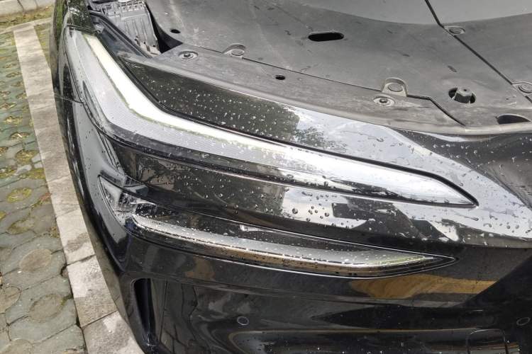 Used ONVO L60 2024 60 kWh Rear-Drive Version Right Front Headlight