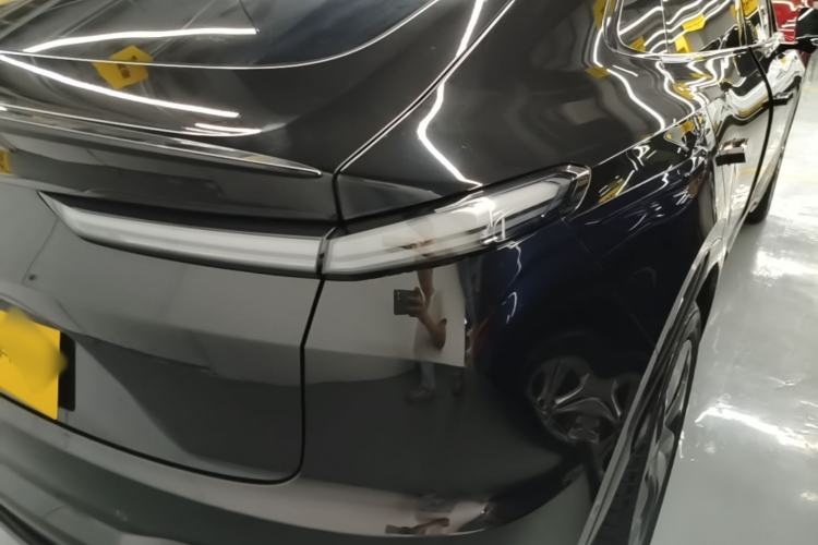 Used ONVO L60 2024 60 kWh All-Wheel Drive Right Rear Taillight