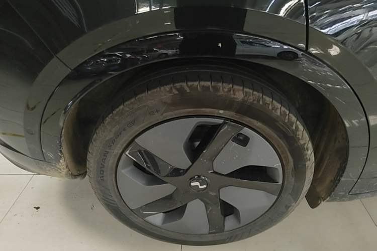 Used ONVO L60 2024 60 kWh Rear-Drive Version Right Rear Wheel Hub