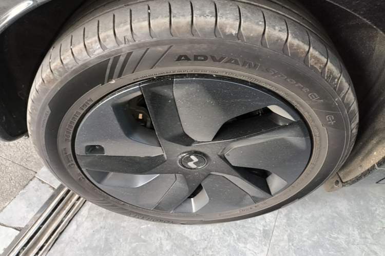 Used ONVO L60 2024 60 kWh Rear-Drive Version Right Rear Wheel Hub