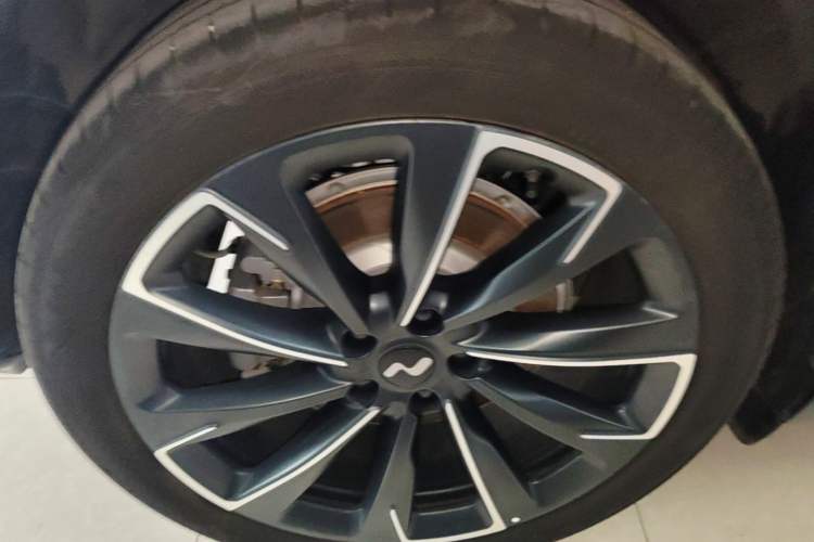 Used ONVO L60 2024 60 kWh Rear-Drive Version Right Rear Wheel Hub