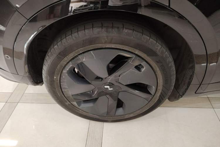 Used ONVO L60 2024 60 kWh Rear-Drive Version Right Rear Wheel Hub