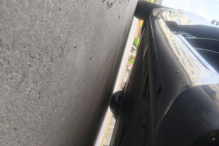 Used ONVO L60 2024 60 kWh Rear-Drive Version Right Side Sill