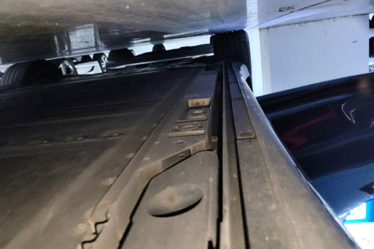 Used ONVO L60 2024 60 kWh Rear-Drive Version Right Side Sill