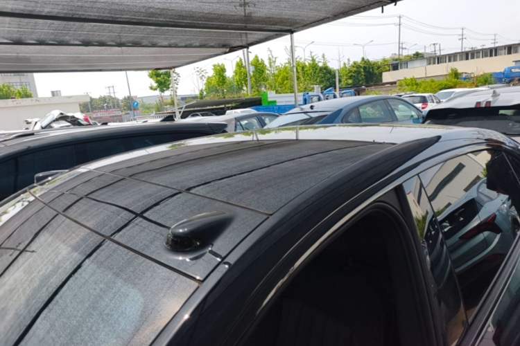Used ONVO L60 2024 60 kWh Rear-Drive Version Roof
