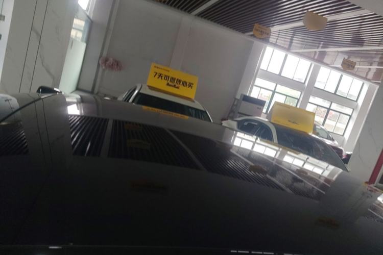 Used ONVO L60 2024 60 kWh Rear-Drive Version Roof