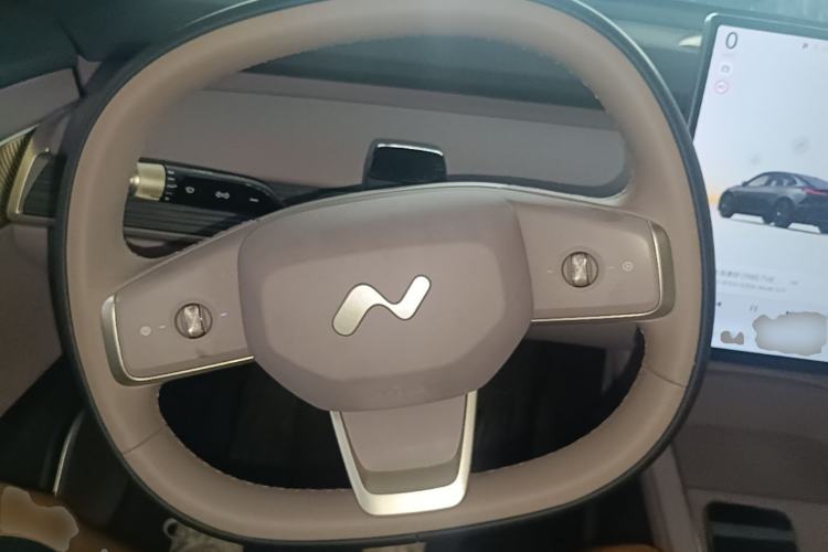 Used ONVO L60 2024 60 kWh Rear-Drive Version Steering Wheel