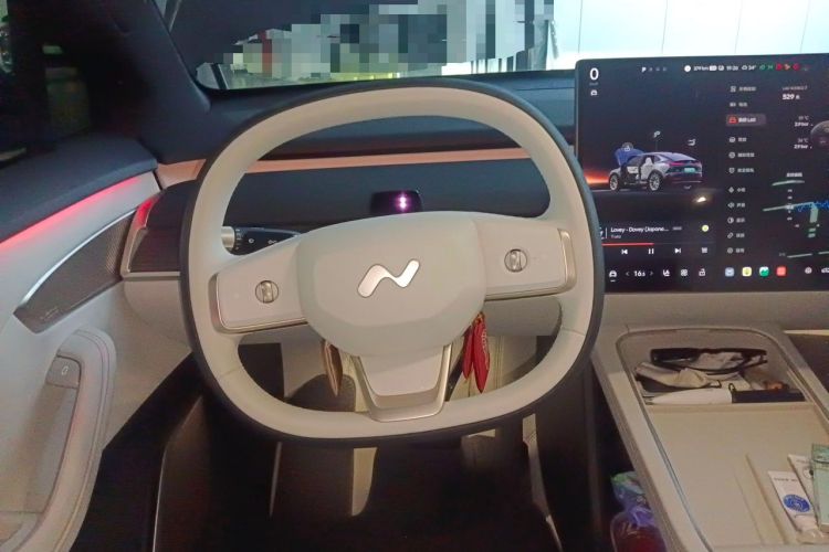 Used ONVO L60 2024 60 kWh Rear-Drive Version Steering Wheel