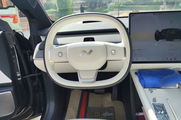 Used ONVO L60 2024 60 kWh Rear-Drive Version Steering Wheel