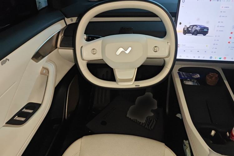 Used ONVO L60 2024 60 kWh Rear-Drive Version Steering Wheel