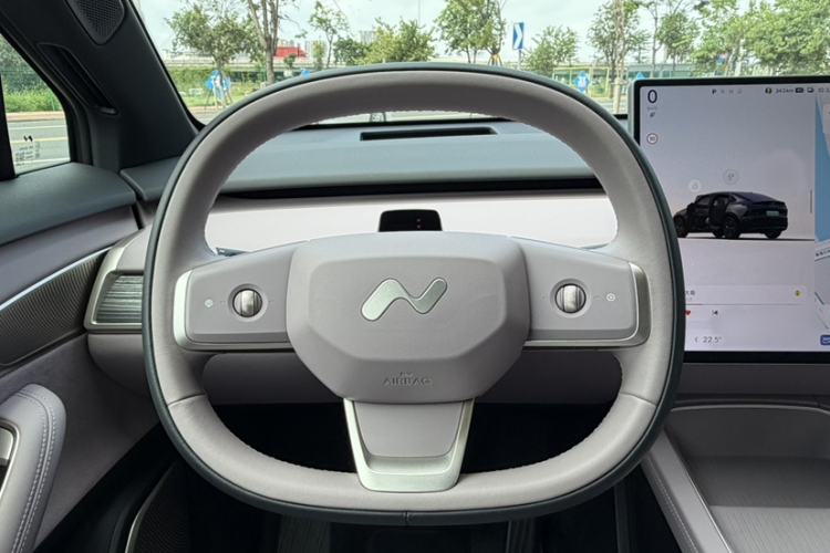 Used ONVO L60 2024 60 kWh Rear-Drive Version Steering Wheel