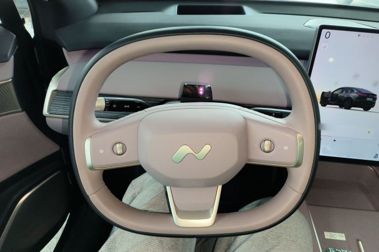 Used ONVO L60 2024 85 kWh Rear-Drive Version Steering Wheel