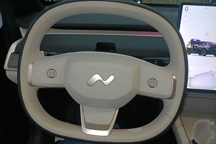 Used ONVO L60 2024 60 kWh Rear-Drive Version Steering Wheel