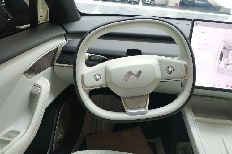 Used ONVO L60 2024 60 kWh Rear-Drive Version Steering Wheel