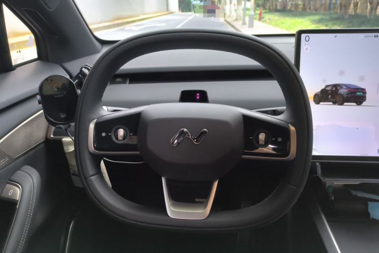 Used ONVO L60 2024 60 kWh Rear-Drive Version Steering Wheel