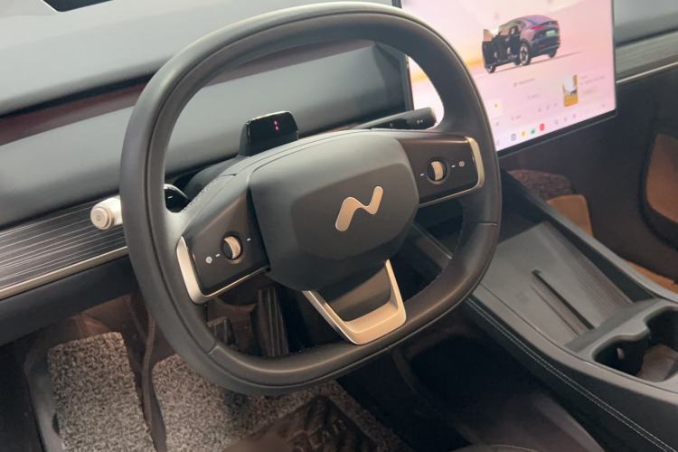 Used ONVO L60 2024 60 kWh Rear-Drive Version Steering Wheel