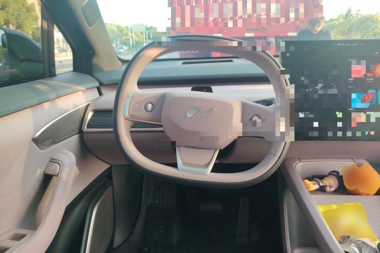 Used ONVO L60 2024 60 kWh Rear-Drive Version Steering Wheel