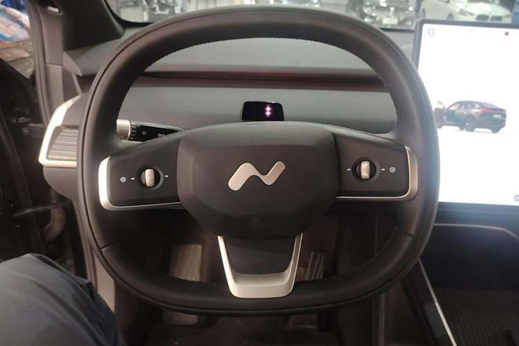 Used ONVO L60 2024 60 kWh Rear-Drive Version Steering Wheel