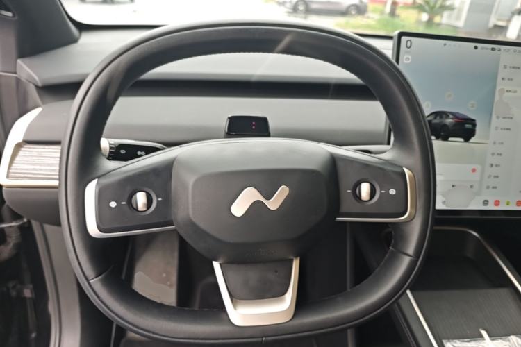 Used ONVO L60 2024 60 kWh Rear-Drive Version Steering Wheel