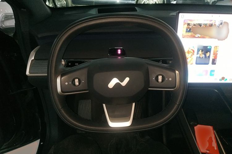 Used ONVO L60 2024 60 kWh Rear-Drive Version Steering Wheel
