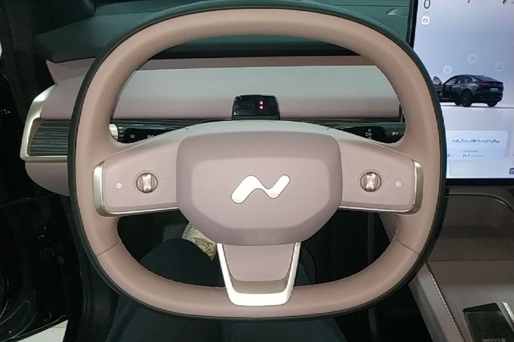 Used ONVO L60 2024 60 kWh Rear-Drive Version Steering Wheel