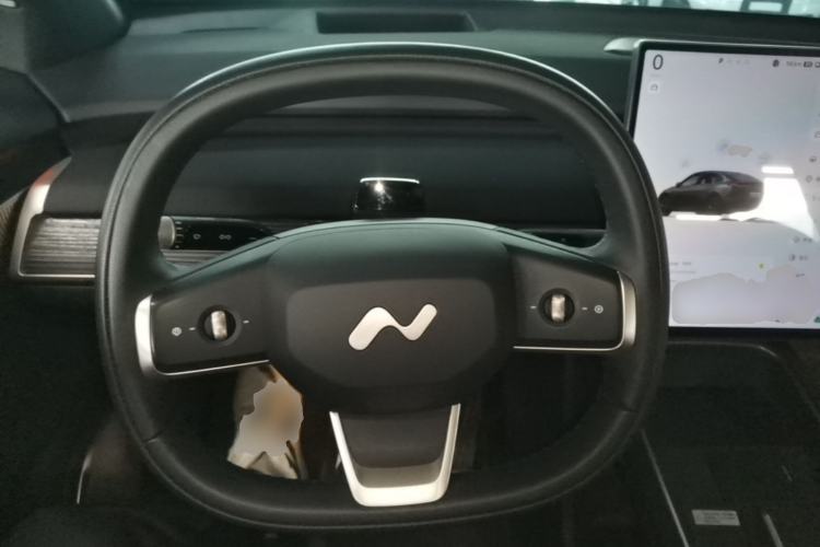 Used ONVO L60 2024 60 kWh Rear-Drive Version Steering Wheel
