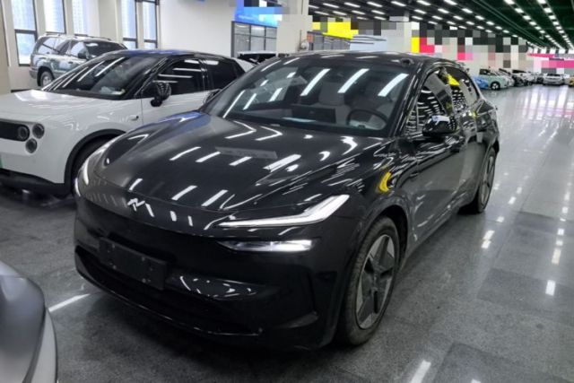 Used ONVO L60 2024 60 kWh Rear-Drive Version