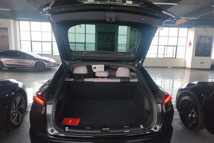Used ONVO L60 2024 60 kWh Rear-Drive Version Trunk