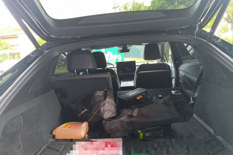 Used ONVO L60 2024 60 kWh Rear-Drive Version Trunk