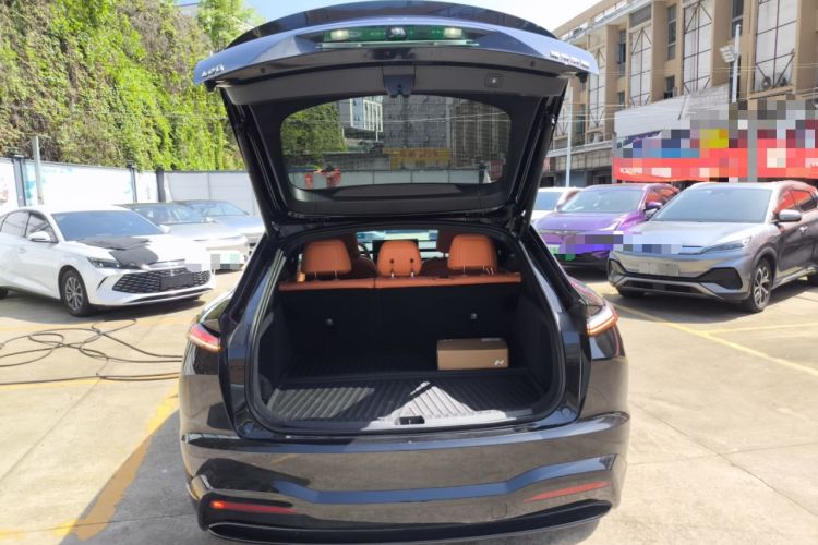 Used ONVO L60 2024 60 kWh Rear-Drive Version Trunk
