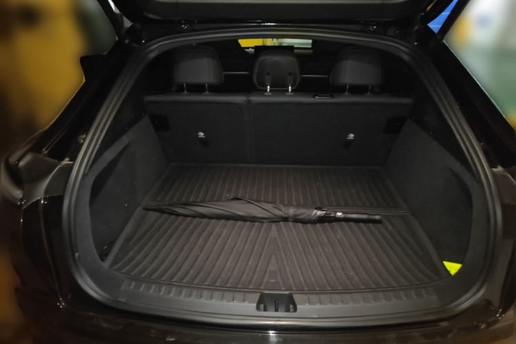 Used ONVO L60 2024 60 kWh Rear-Drive Version Trunk