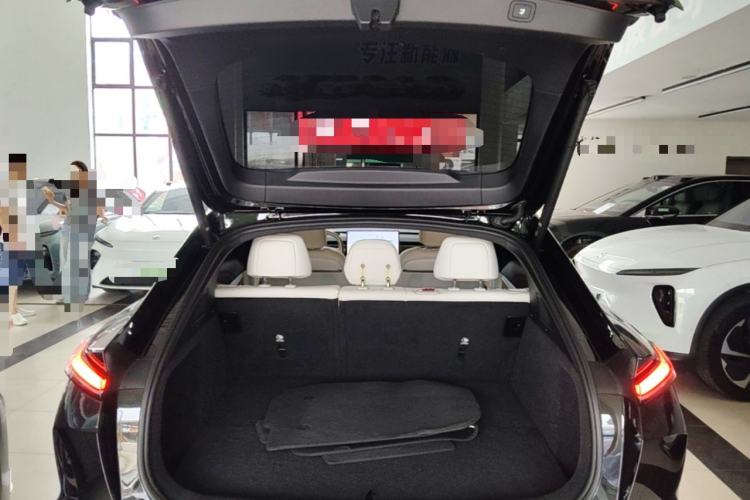 Used ONVO L60 2024 60 kWh Rear-Drive Version Trunk