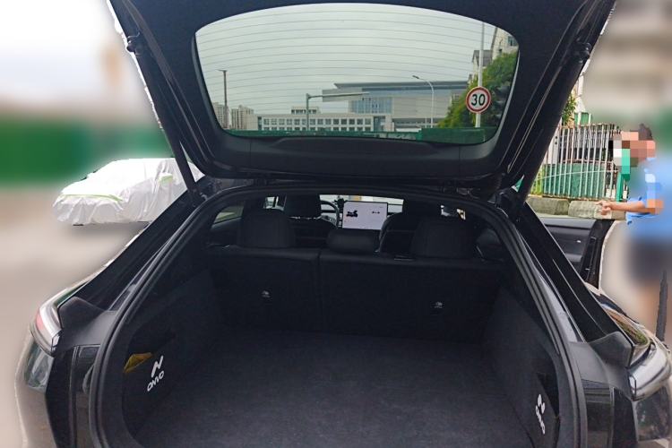 Used ONVO L60 2024 60 kWh Rear-Drive Version Trunk