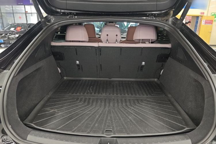 Used ONVO L60 2024 60 kWh Rear-Drive Version Trunk